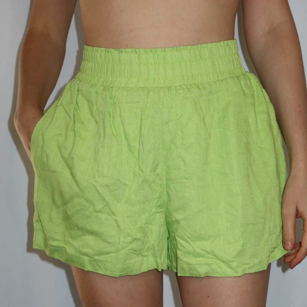 Vici Green Shorts Small